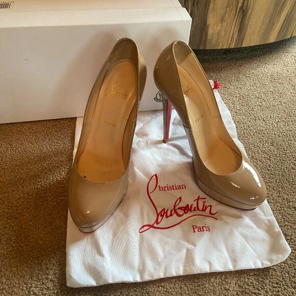 CHRISTIAN LOUBOUTIN Patent Bianca 120 Pumps SZ 40